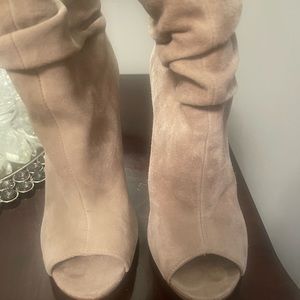 Open toe Tan bootie